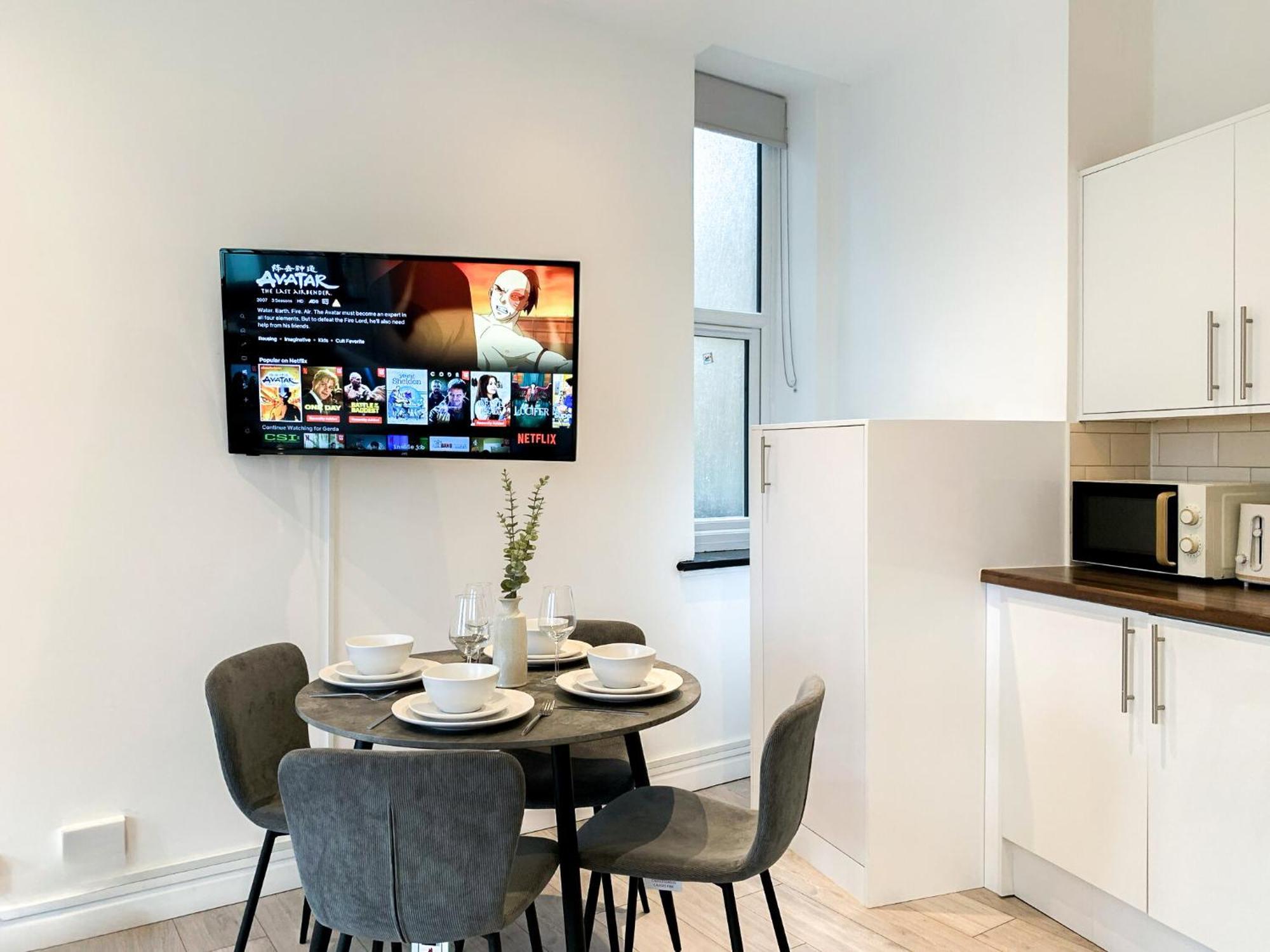 1-Bedroom Apartments In Shoreditch, Old Street, Hoxton Лондон Экстерьер фото